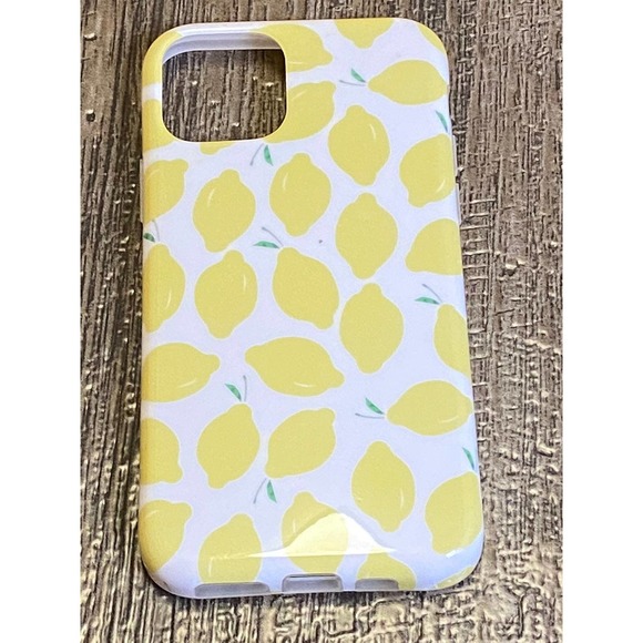 New w/o box Iphone 11 lemon phone case - Picture 3 of 4
